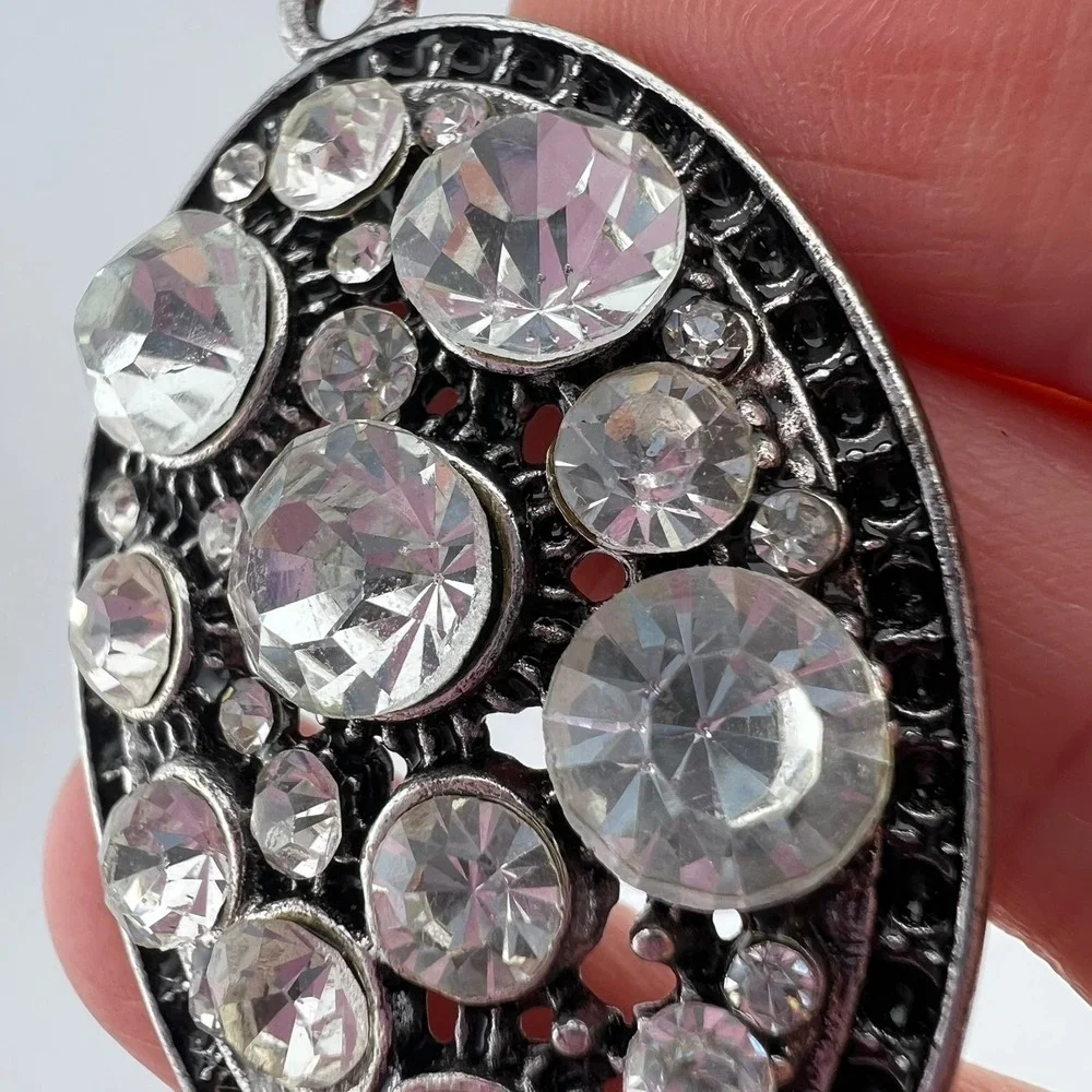 Oval Rhinestone Pendant‎ Silver Tone Black Statement Necklace Charm